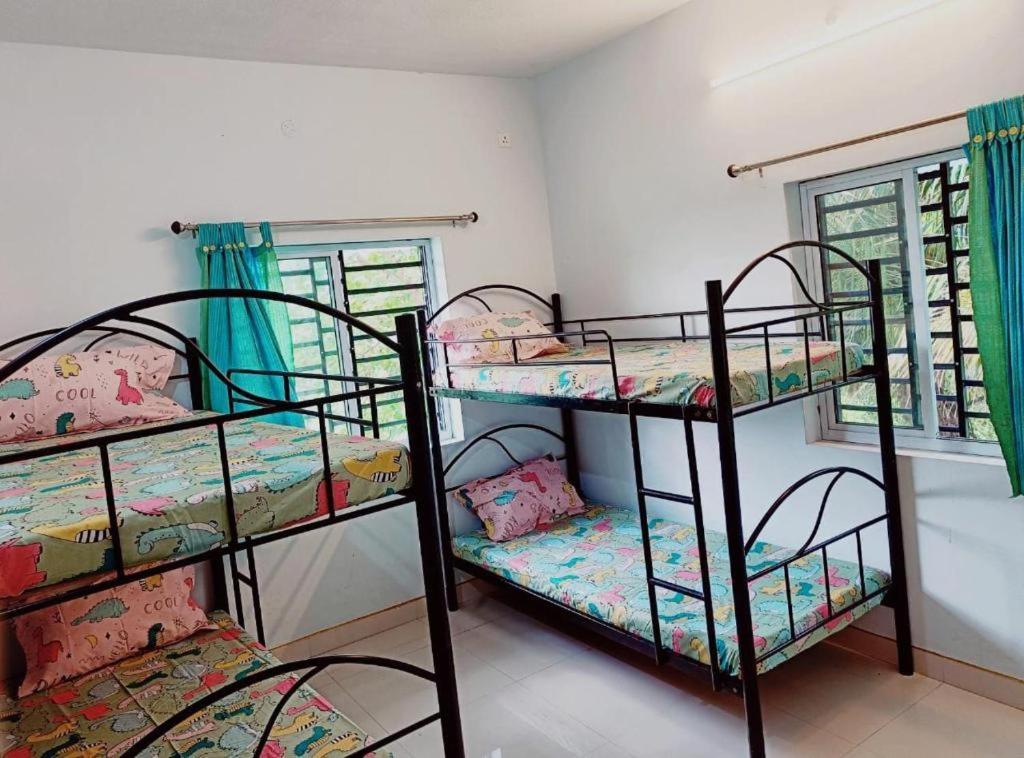 Funk Monk Villa Hostel Pondicherry 오로빌 외부 사진